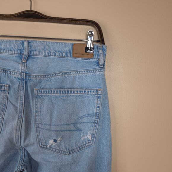 American Eagle High Rise Wide Leg Jeans in Light Wash Denim Size 2 - Picture 8 of 12